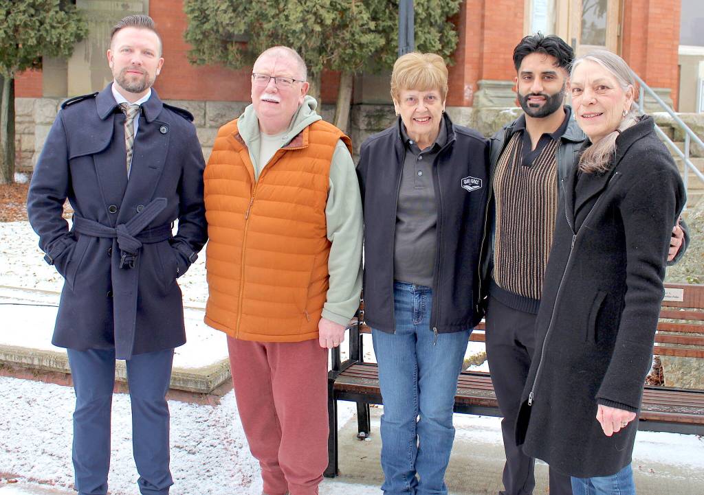 From left, Dr. Mark Szynkaruk, Mayor Everett Baker, Councillor Christine Thompson, Dr. Gary Sandhar, Councillor Deborah Lafleur met at City Hall to recognize the milestone agreement to retain local medical services.
Photo/supplied City of Grand Forks